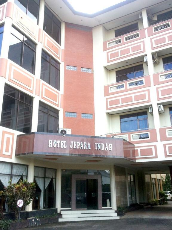 Jepara Indah Hotel Стая снимка