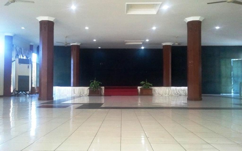 Jepara Indah Hotel Екстериор снимка