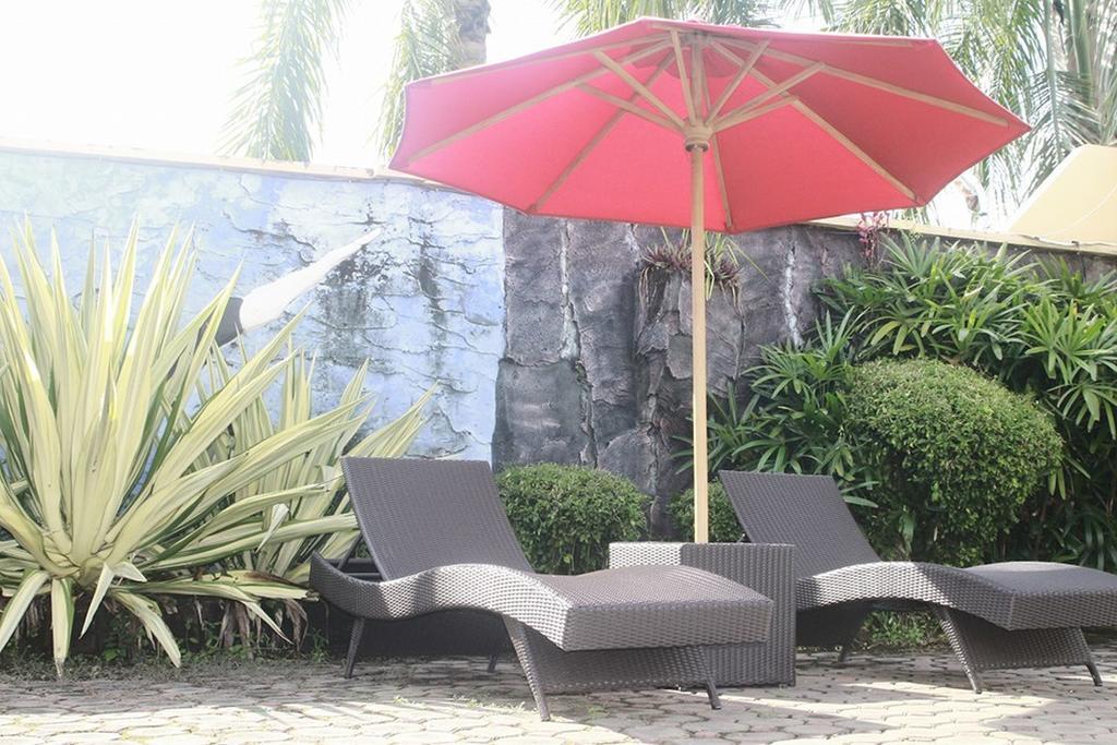 Jepara Indah Hotel Екстериор снимка