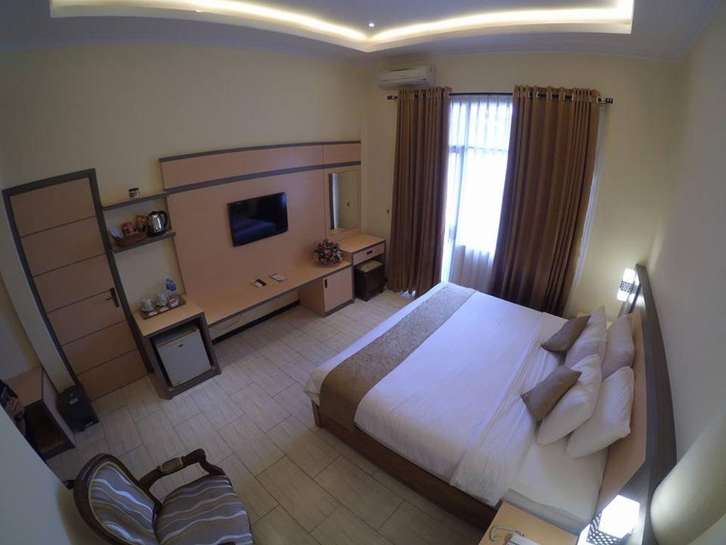 Jepara Indah Hotel Екстериор снимка